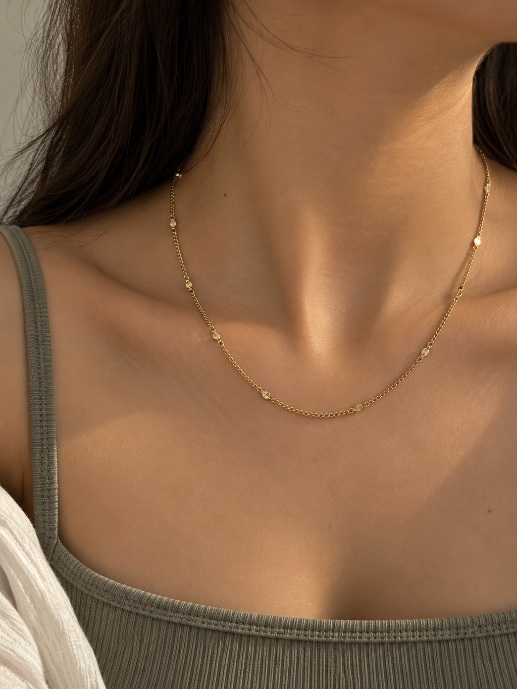 Dainty Disc Chain Necklace